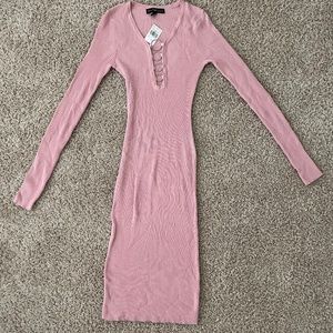 NWT Women’s Derek Heart Pink Dress with Silver Circle detail Size Small